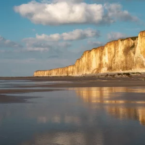 Falaises le soir à Veules les roses